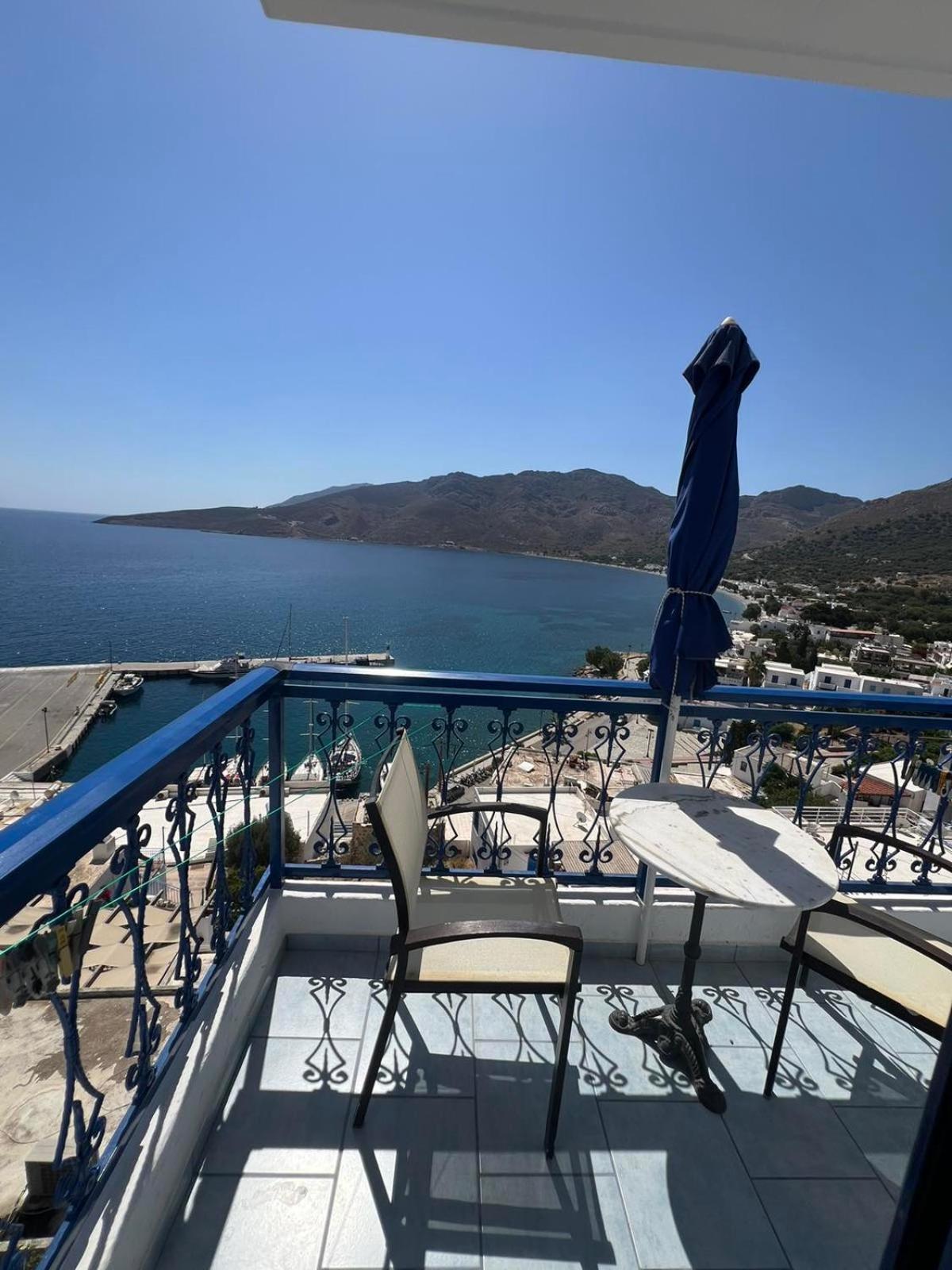 Marinas Studios Ливадия Экстерьер фото